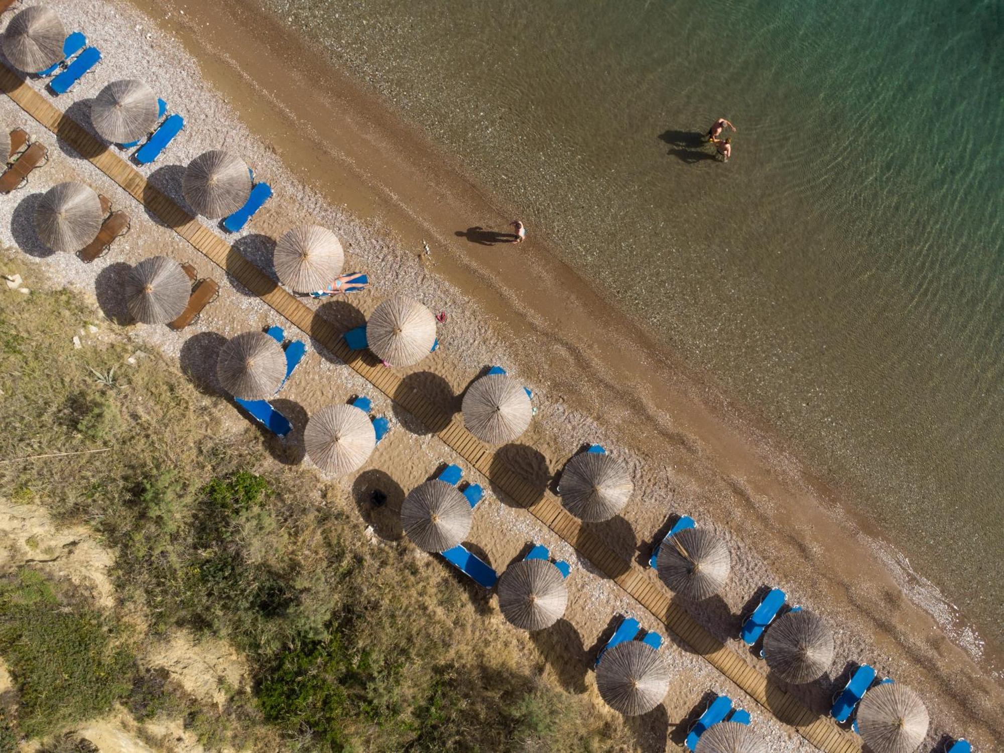 Niforeika Beach Hotel Exterior foto